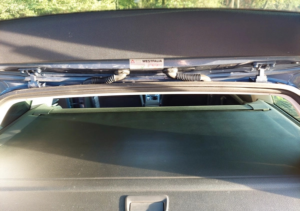 Volkswagen Passat cena 46999 przebieg: 239000, rok produkcji 2015 z Gostyń małe 301